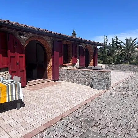 Podere Il Girasole Апартаменты Монтекатини-Валь-ди-Чечина