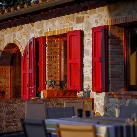 Podere Il Girasole Апартаменты *